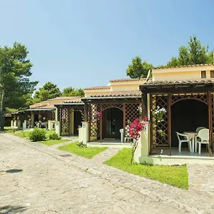 Domus 1 , Budoni Italia