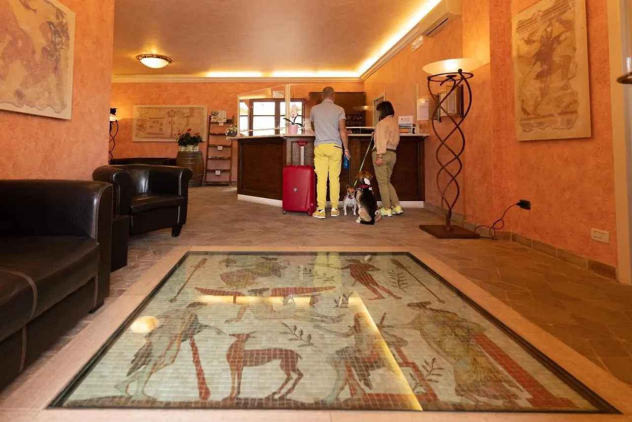 Borgo Etrusco Aparthotel Scarlino 4*,