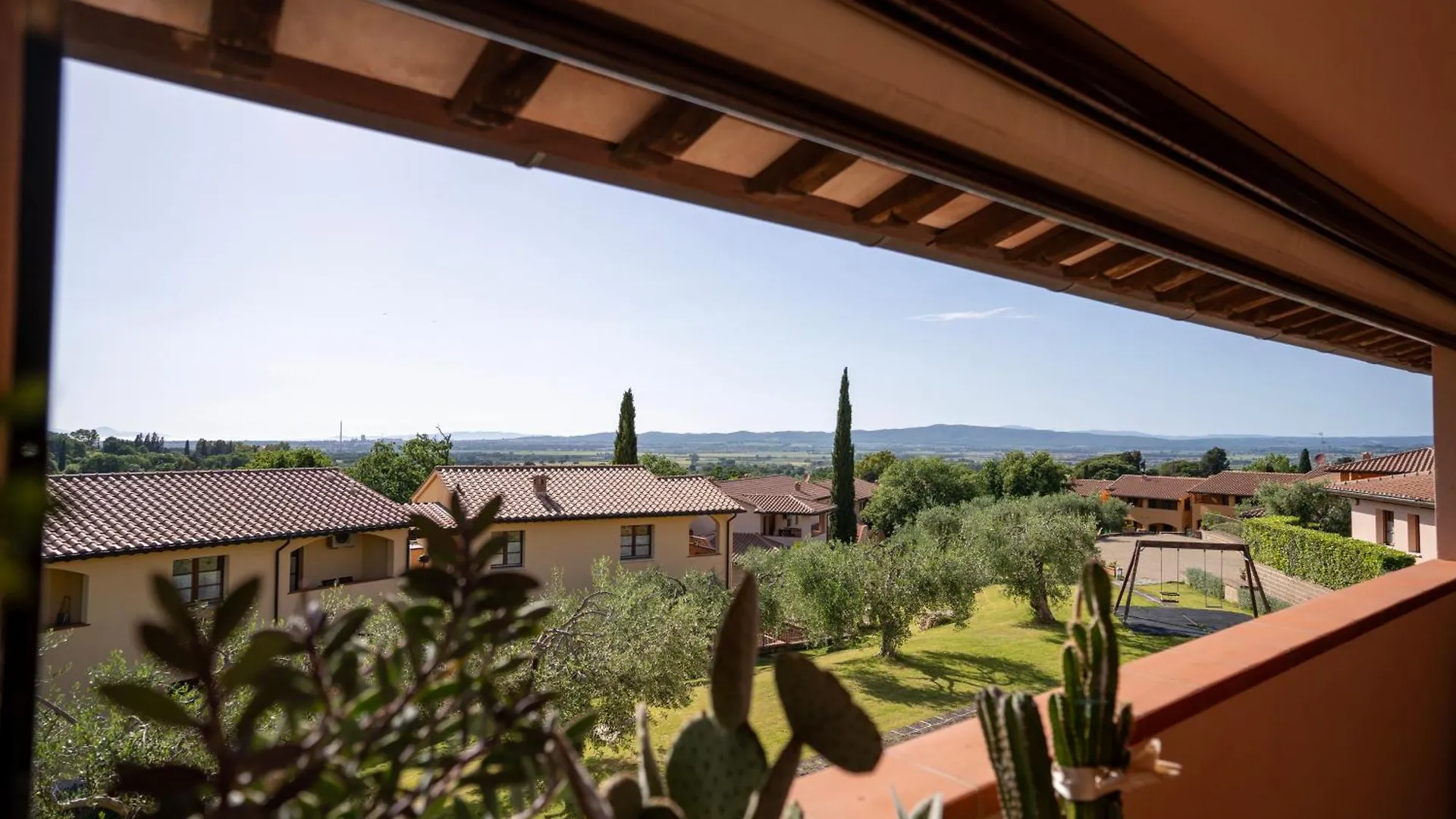 Borgo Etrusco Aparthotel Scarlino 4*,  Italy